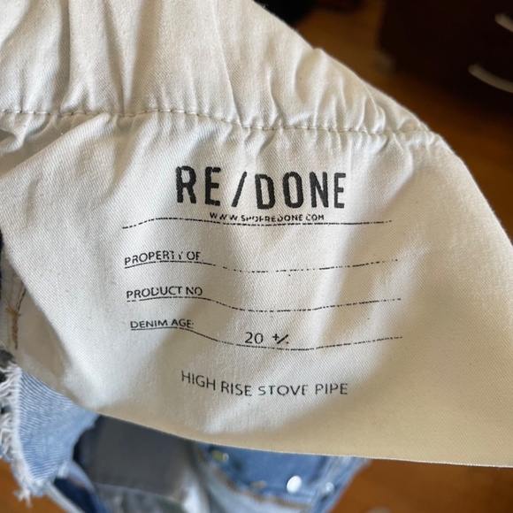 RE/DONE Originals The Short Button Fly Cut Off Denim Shorts in Dirty Destroy 27 - Picture 9 of 10